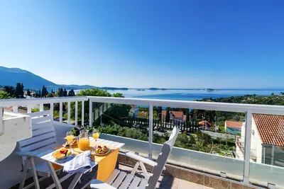 Image de Apartments Knego - Appartement 2 Chambres avec Balcon et Vue sur la Mer