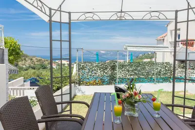 Image de Apartments Oleander Sea View - Appartement 1 chambre avec terrasse et vue sur la mer (Mali)