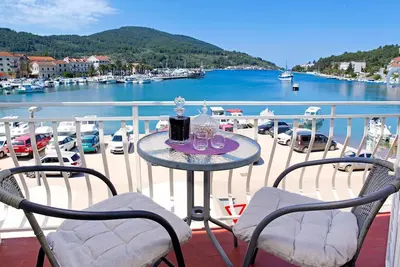 Image de Sunshine Apartment Doda - Appartement 3 chambres avec balcon et vue sur la mer