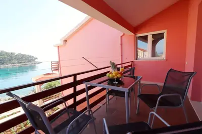 Image de Apartments PriĹľba Bay - Appartement Standard 2 Chambres avec Terrasse et Vue sur la Mer (Apartman 2)