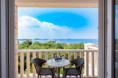 Image de Villa Panorama - Plat (A2) - Appartement 1 Chambre Supérieur avec Terrasse et Vue sur la Mer