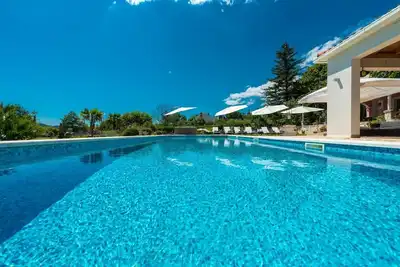 Image de Villa Thousand Roses - Villa 4 Chambres avec Terrasse et Piscine
