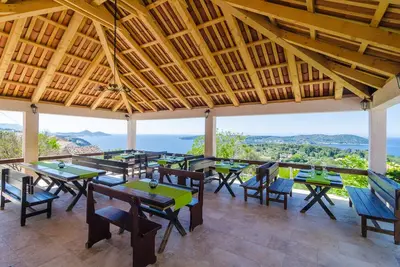 Image de Guest House Savonari - Chambre Double Supérieure avec Balcon et Vue sur la Mer (Soba 2)