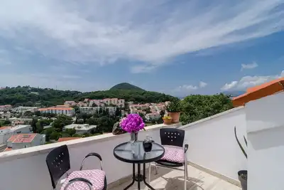Image de Apartment Emma - Appartement 2 Chambres avec Balcon et Vue sur la Mer