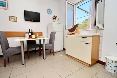 Apartments Neven - Appartement 1 chambre avec terrasse et vue sur le jardin (A2)