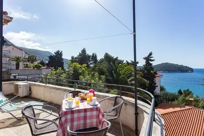 Image de Maison de vacances Patricija - Appartement Duplex 3 Chambres avec Balcon et Vue sur la Mer (A6 + 1)