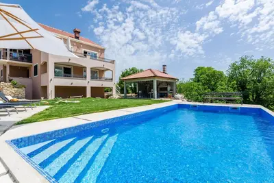 Image de Villa Majkovica - Villa 4 chambres avec terrasse et piscine
