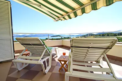 Image de Apartments Gusti - Appartement 2 Chambres avec Balcon et Vue sur la Mer