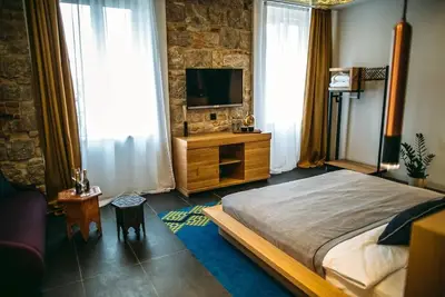 Chambres Lejletul (St) - Chambre Double Confort avec Vue sur la Place (Bedr)