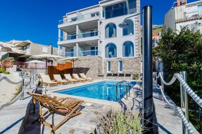Image de Apartments Villa Capitano - Appartement Duplex 3 Chambres avec Balcon et Vue sur la Mer (A6 + 2)