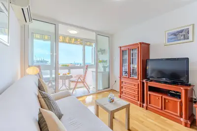 Appartement City Walk (St) - Appartement 1 chambre Confort avec balcon et vue sur la ville (A2)