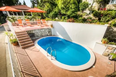 Image de Guest House Villa Nina - Chambre Triple Confort avec Balcon et Vue sur la Mer (S1 - Crvena)