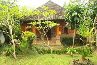 Image de 85 M2 Antique Open Airy, Appartement Damai Yoga + Wifi \/ Balcon \/ Jardin \/ Piscine