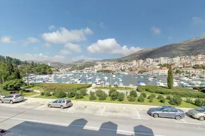 Image de Apartment Mihe - Appartement 3 Chambres avec Balcon et Vue sur la Mer