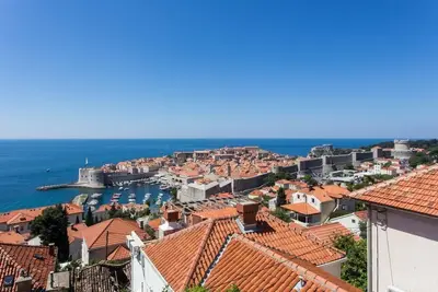 Image de Ploce Apartments - Appartement 2 chambres avec balcon et vue sur la mer - Rue Matije Gupca 9 (Franusic