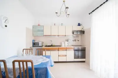 Image de Apartments Paco - Appartement Supérieur 2 Chambres avec Terrasse et Vue sur la Mer A1 (St)