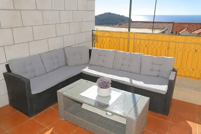 Image de Apartments Isabora - Appartement 2 Chambres avec Terrasse et Vue sur la Mer (Nea)