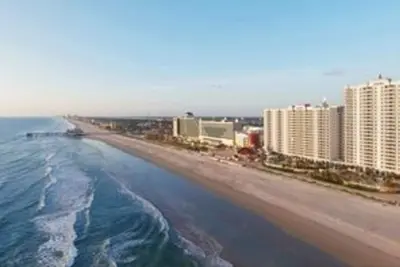 Image de Condo de luxe de luxe avec deux chambres, Daytona Beach (1742895)