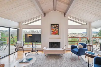 Image de Magnificent Canyon View, Huge Deck, repas en plein air