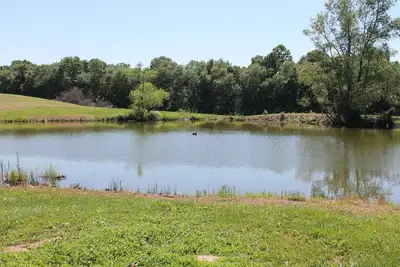 Image de Southern Illinois Lodge avec plus de 100 acres