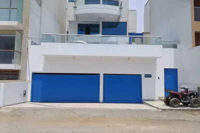 Image de Beach House spectaculaire avec vue Sunsent