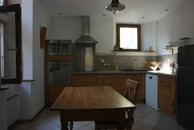 Image de Maison de village avec petite cour intérieure