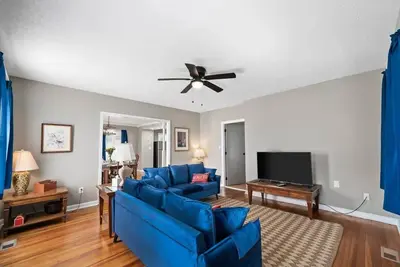 Image de Mhistorique Merrimack Mansion! Sleeps 12! Animaux Ok