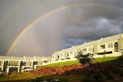 Image de Windhoek Nouveau Superbe appartement de style de vie central