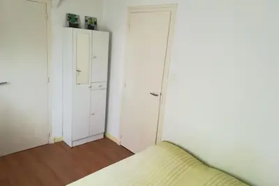 Image de chambre dans Petite maison de ville.