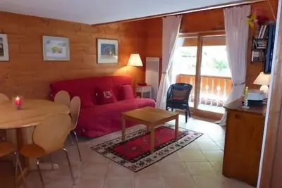 Image de 150m des commerces, 2ème étage, balcon, télévision, casier à ski, 60m², Méribel