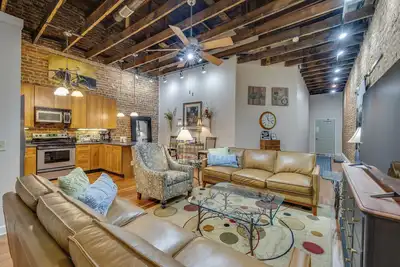Image de Bordertown Loft 2br-situé au coeur du centre-ville de Bristol!
