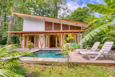Image de Duna House. Design tropical avec piscine privée
