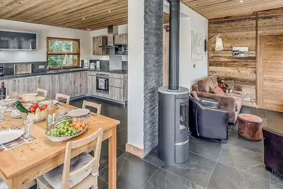 Image de Chalet rénové 10 pers avec parking privé, wifi, terrasse - Champagny-en-Vanoise