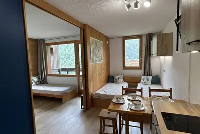 Image de Studio divisible avec balcon, proche des pistes, animaux admis