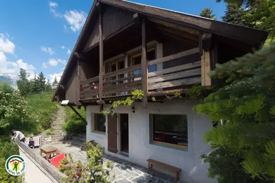 Image de Chalet La Darse, 10 couchages à Villard Reculas domaine skiable Alpe d’Huez.