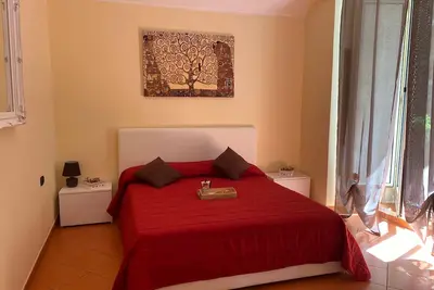 Home in Love: Allée des crèches: Appertamento. (Na)