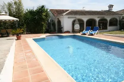 Image de Charmante villa avec jardin et piscine privée