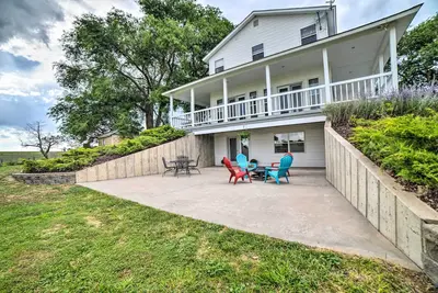 Image de Nouveau! Walkout Apartment w \/ Mtn View Cortez Ranch