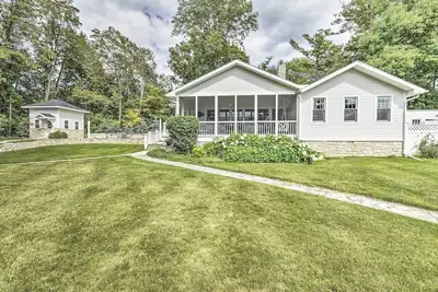 Image de Nouveau! Ephraim Home w \/ Yard - Marchez jusqu'au lac Michigan!