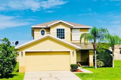 Image de Belle maison avec piscine, 4 chambres, 3 salles de bain