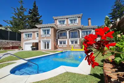 Image de Villa en Torremuelle, Benalmadena - Costa del Sol