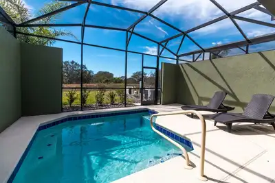 Image de Incroyable 4 lits avec piscine privée près de Disney