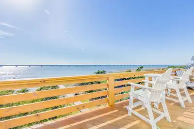 Image de Soundfront in Rodanthe w / Prt Boardwalk to Sound, Linge de maison, bain à remous, Dog-Friendly