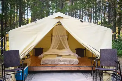 Image de Glamp Glacier National Park