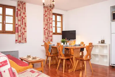 Image de Appartement Confortable 3 Pièces avec Piscine - 8 Personnes - Vignec Village, Proche Saint-Lary-Soulan