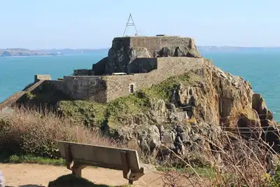 Image de La maison des gardiens de l'océan, pleine vue mer, proche plages, de 1 à 6 pers.