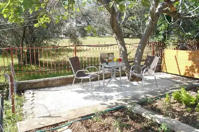 Image de Appartement de trois chambres avec la terrasse Kastel Stafilic, Kastela (A-16811-a)
