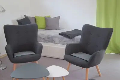 Image de Appartement 2018 moderne, sans obstacle et nouvellement construit donnant sur le green