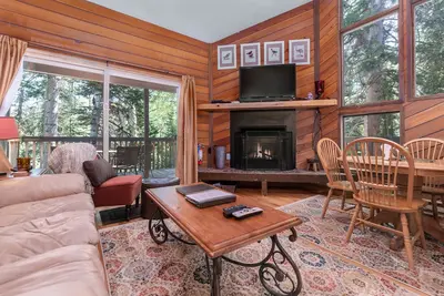Image de Condo Ss7b- WiFi, Buanderie, Câble, Terrasse privée, Cheminée