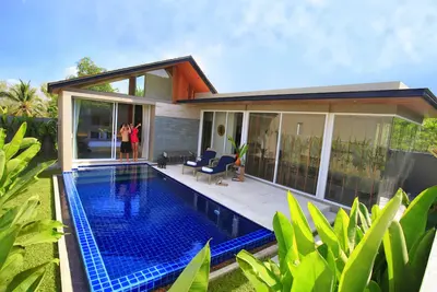 Image de Villa Sunpao Villa avec 2 chambres et piscine par Holiplanet